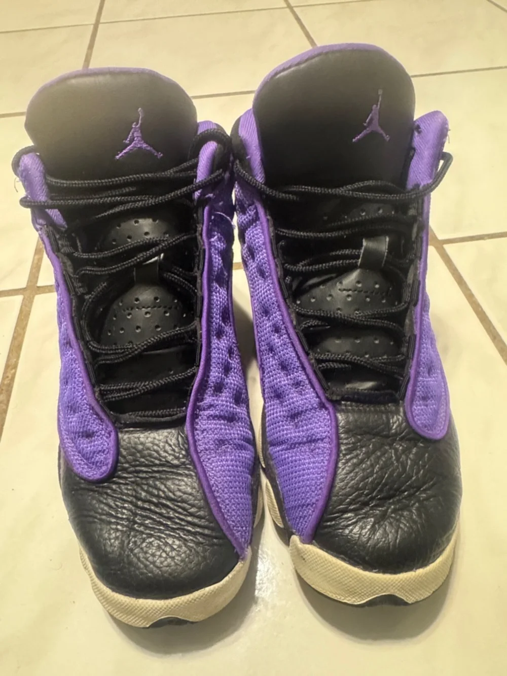 Nike unisex kids sneakers in purple and black